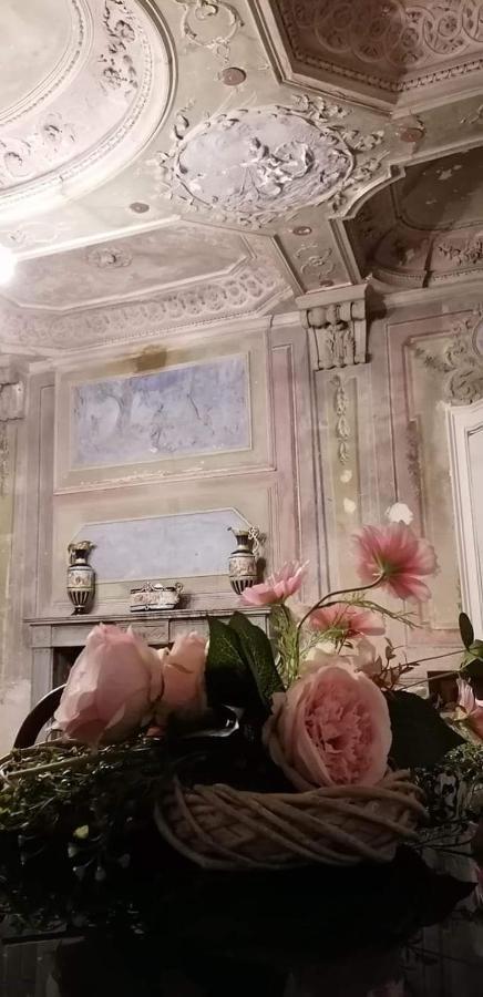 La Rocca Di Efisio Aparthotel Costigliole d'Asti Buitenkant foto