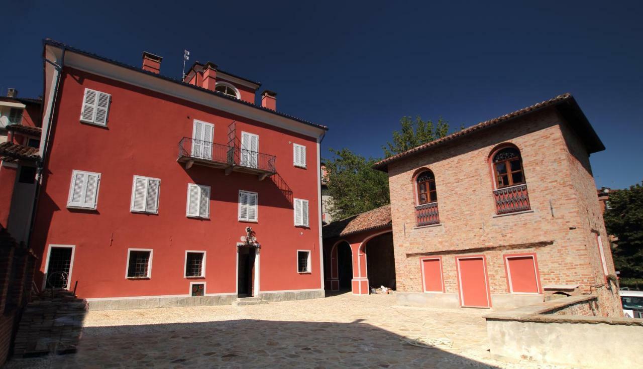La Rocca Di Efisio Aparthotel Costigliole d'Asti Buitenkant foto
