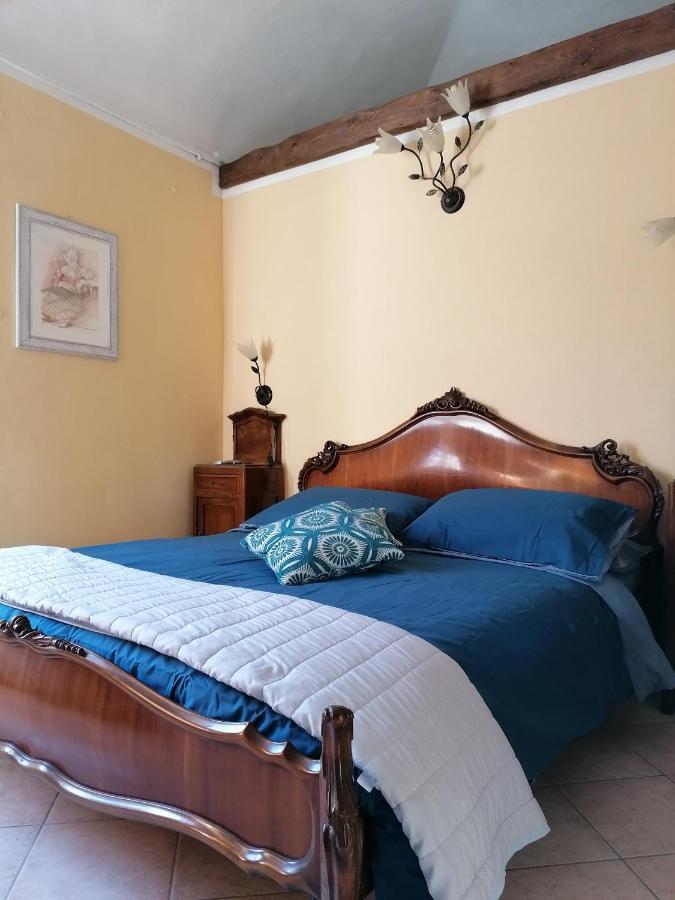La Rocca Di Efisio Aparthotel Costigliole d'Asti Buitenkant foto